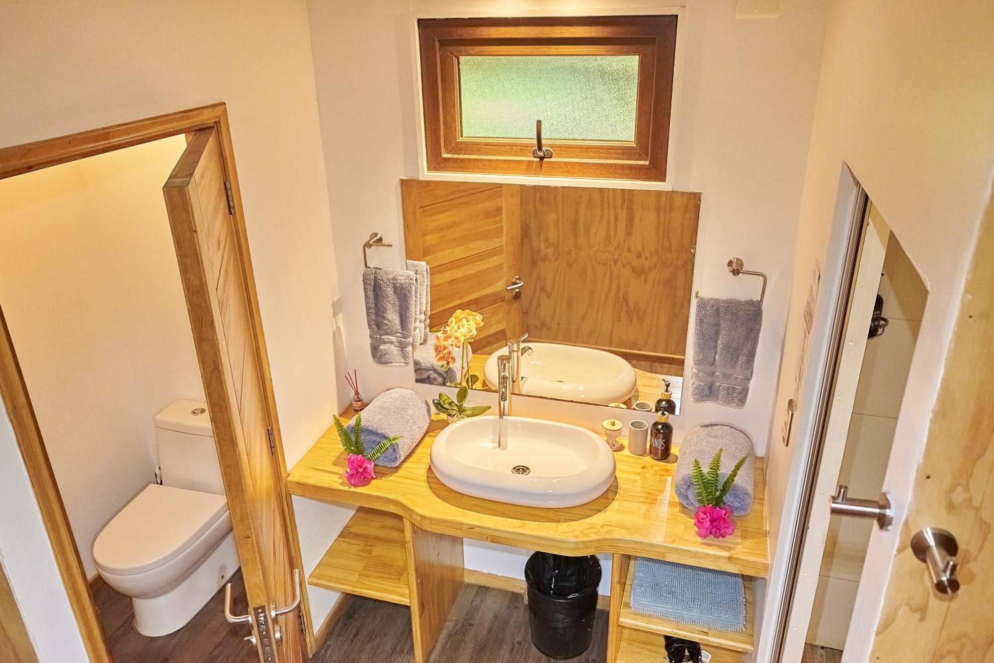 Takarua Lodge อังกาโรอา ภายนอก รูปภาพ
